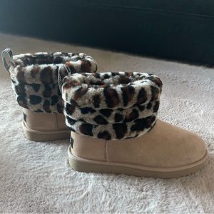 Ugg with fluff mini quilted leopard -NEVER WORN